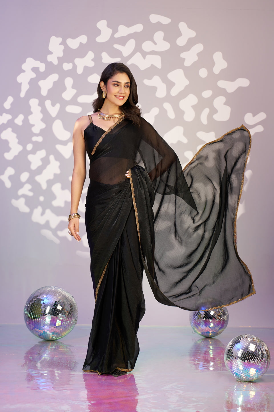 Ready To Wear Mastani Embroidered Lace Border With Blouse Piece