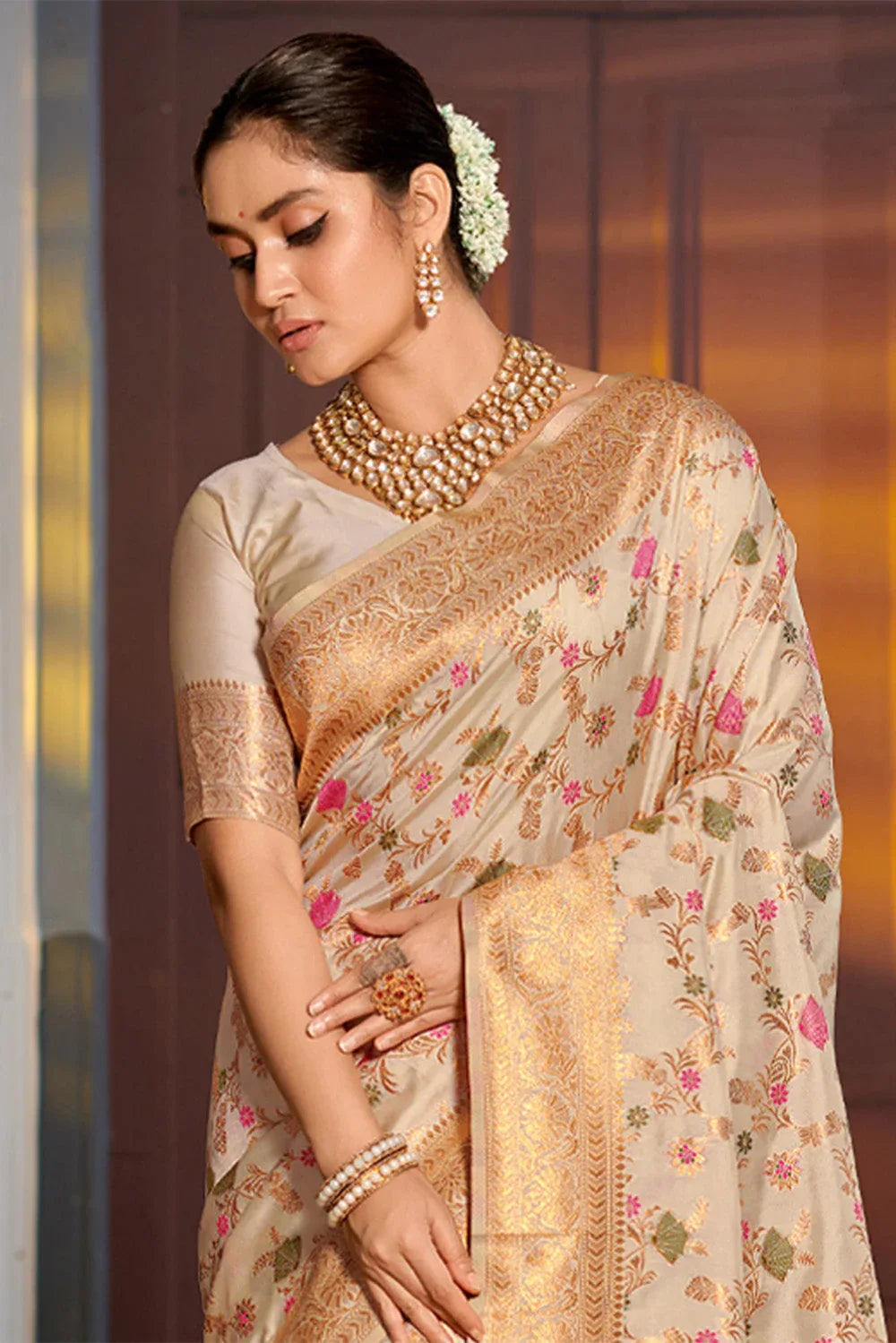 Cream Banarasi Silk Saree With Blouse Piece - EZBER