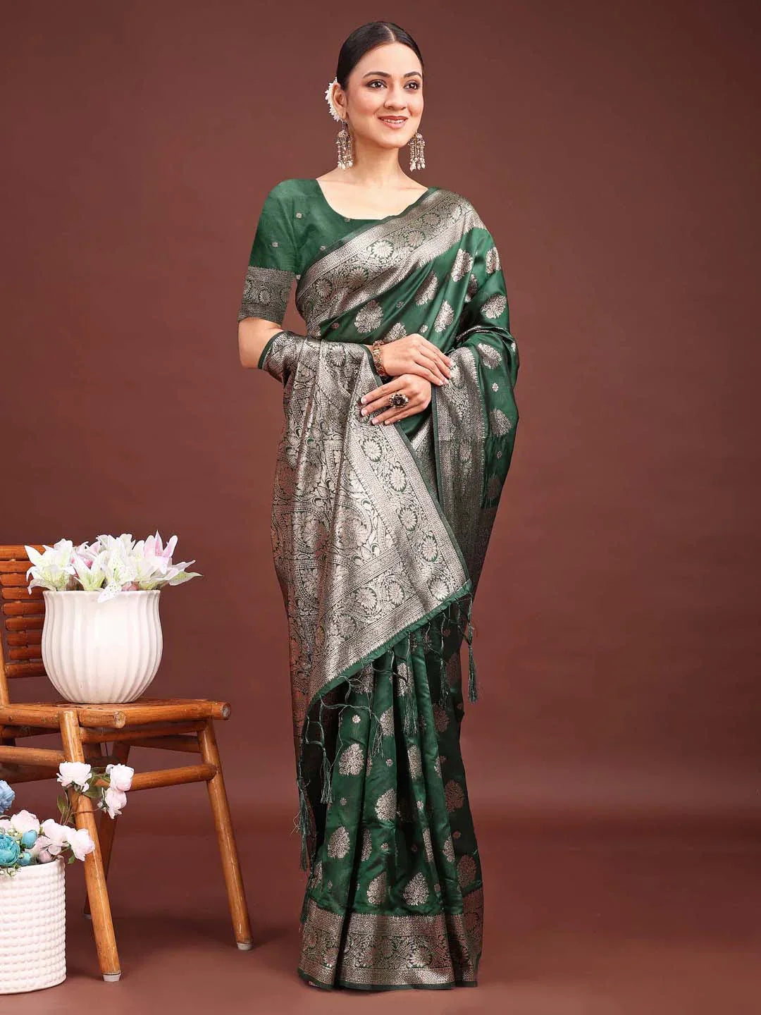 Dark Green Banarasi Silk Saree With Blouse Piece - EZBER