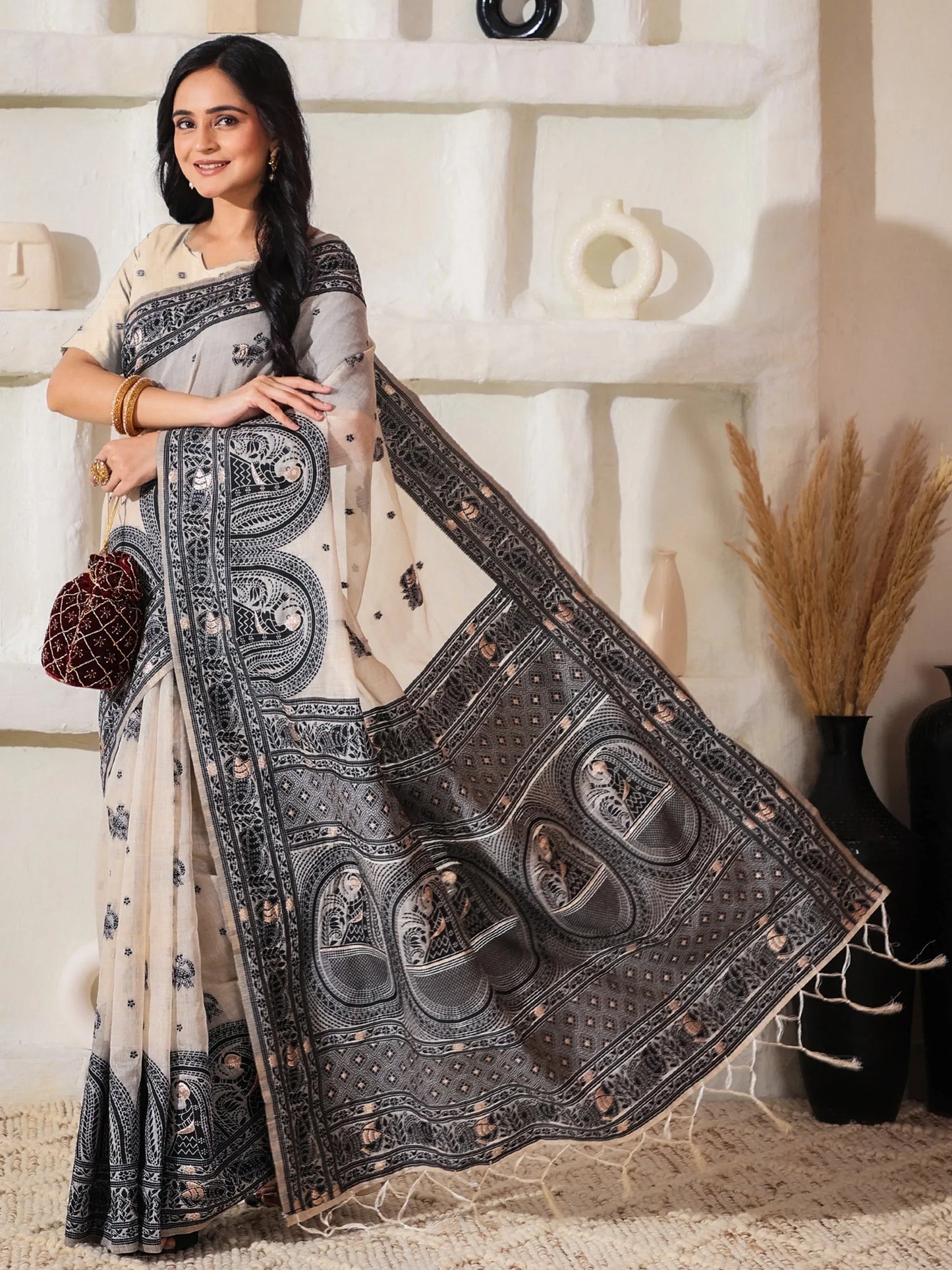 Cream Linen Cotton Saree With Blouse Piece - EZBER