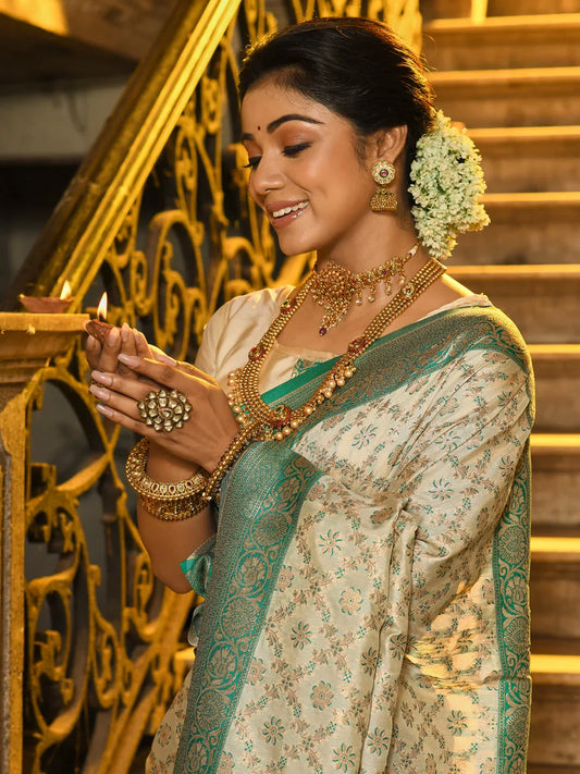 Sea Green Banarasi Silk Saree With Blouse Piece - EZBER