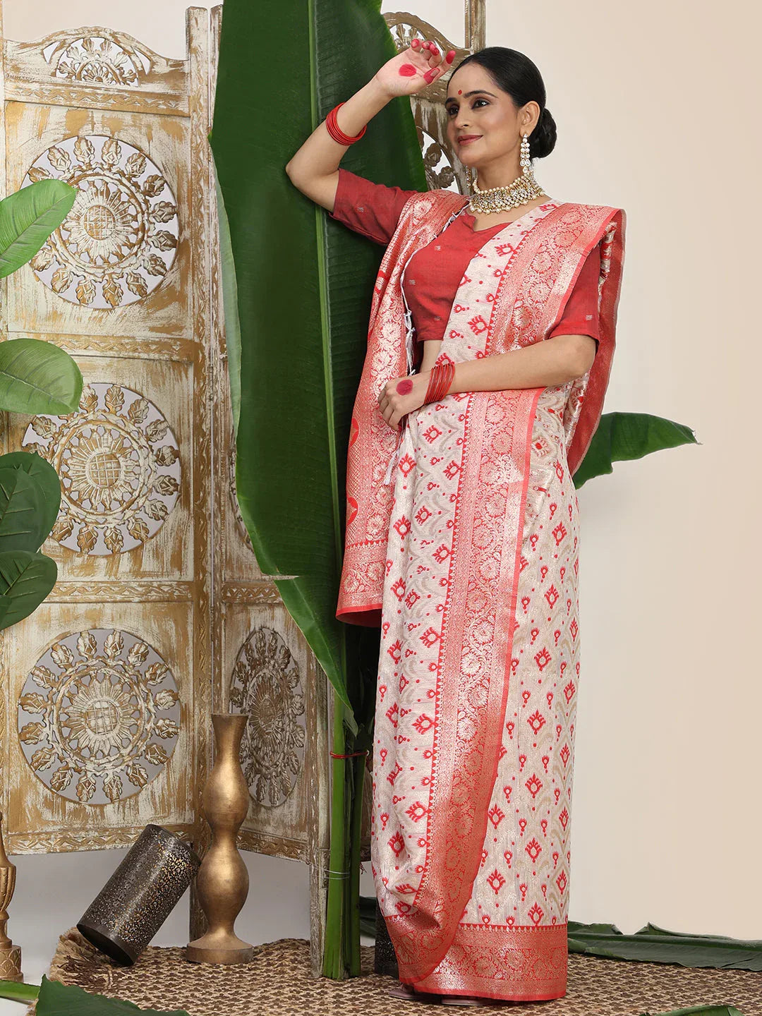 White Linen Cotton Saree With Blouse Piece - EZBER