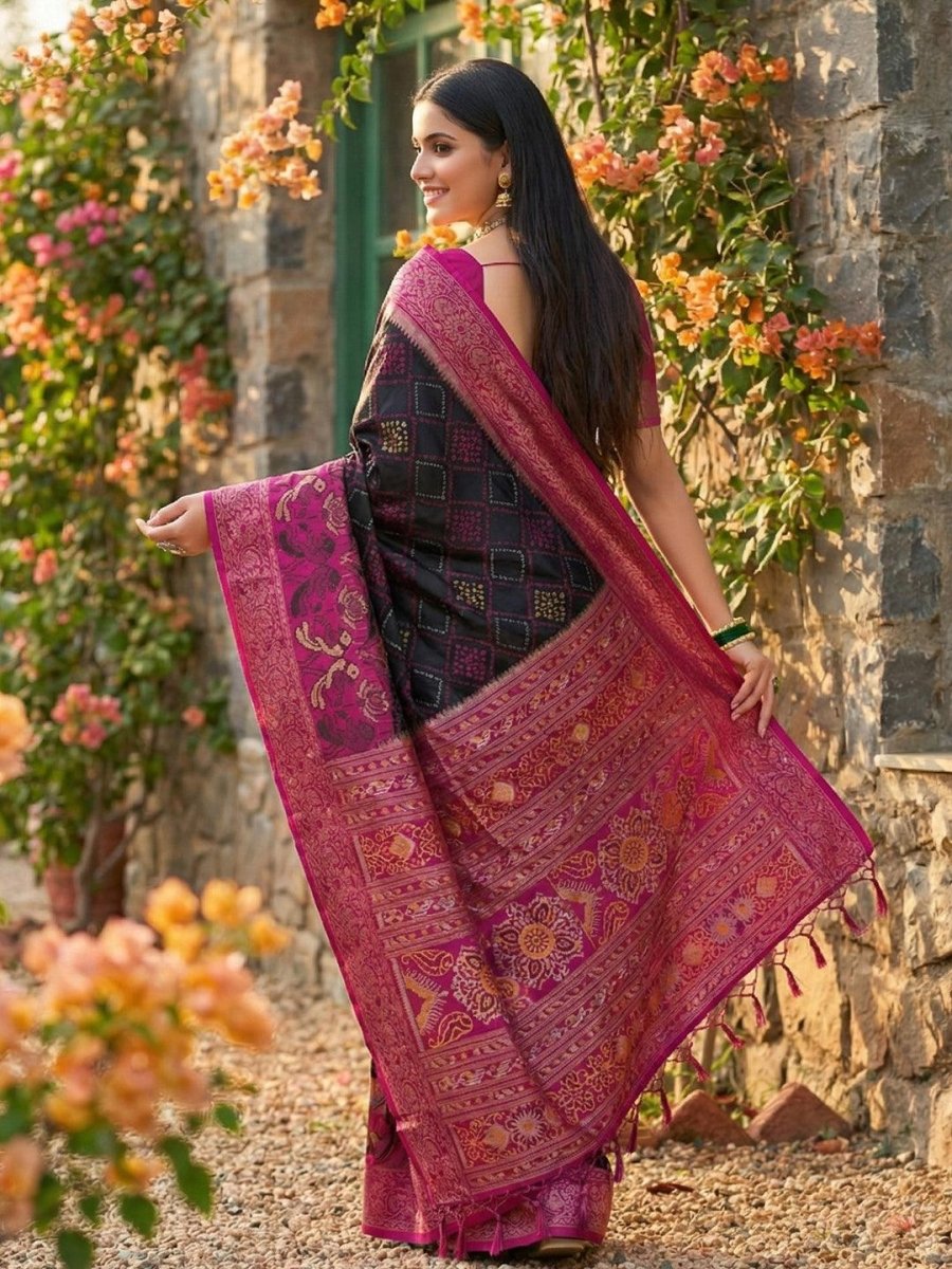 Black Pochampalli Silk Brocade Saree | EZB SI04 SRPOC4007 - EZBER