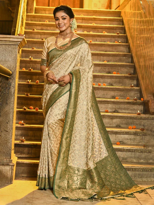 Dark Green Banarasi Silk Saree With Blouse Piece - EZBER