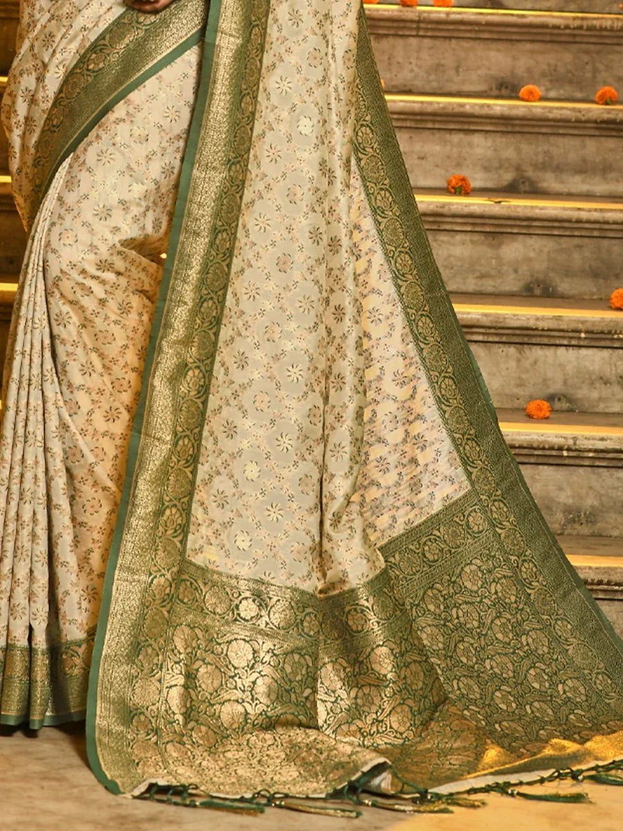 Dark Green Banarasi Silk Saree With Blouse Piece - EZBER
