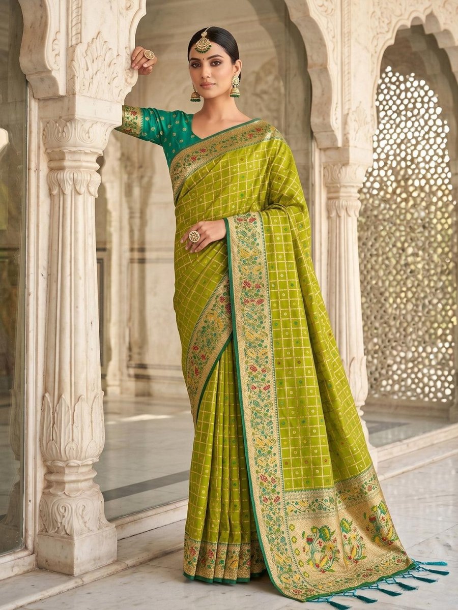 Green Banarasi Silk Contrast Pallu Saree | EZB SI04 SUKLN1004 - EZBER