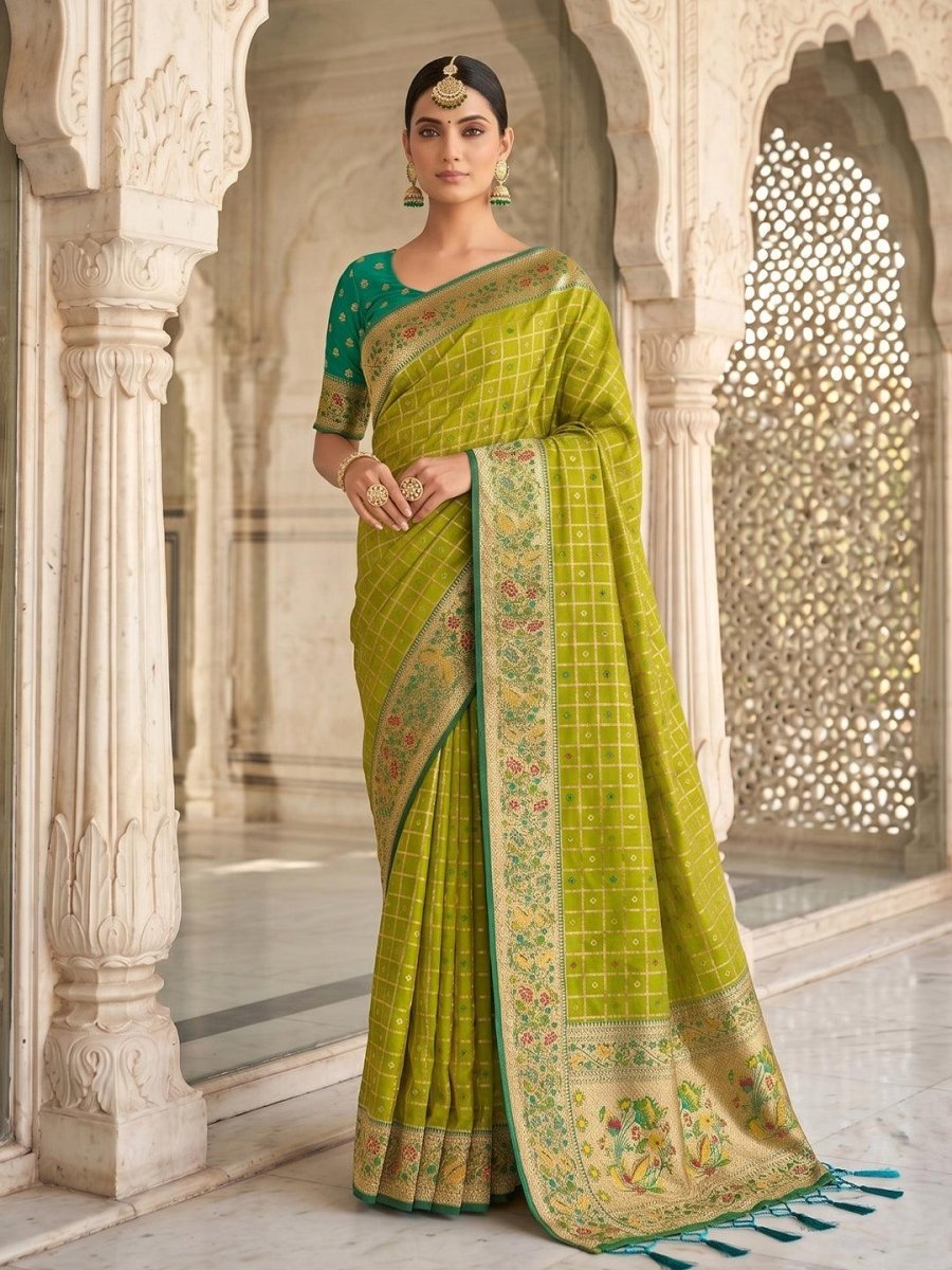 Green Banarasi Silk Contrast Pallu Saree | EZB SI04 SUKLN1004 - EZBER