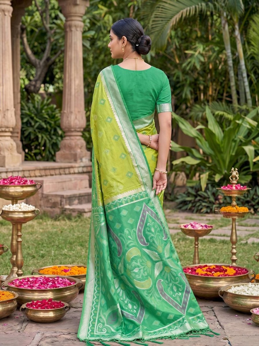 Green Soft Silk Stripe N Motif Saree | EZB SI04 SRPOC8002 - EZBER