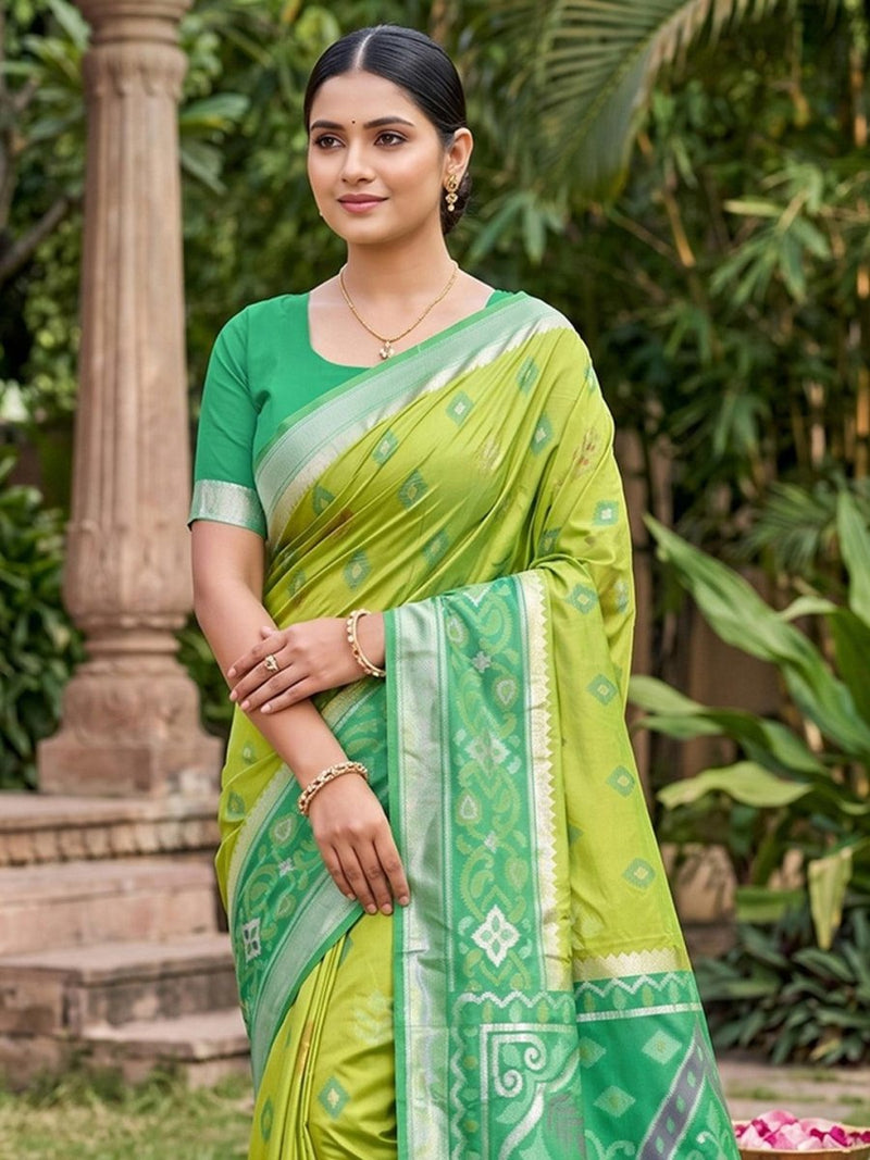 Green Soft Silk Stripe N Motif Saree | EZB SI04 SRPOC8002 - EZBER