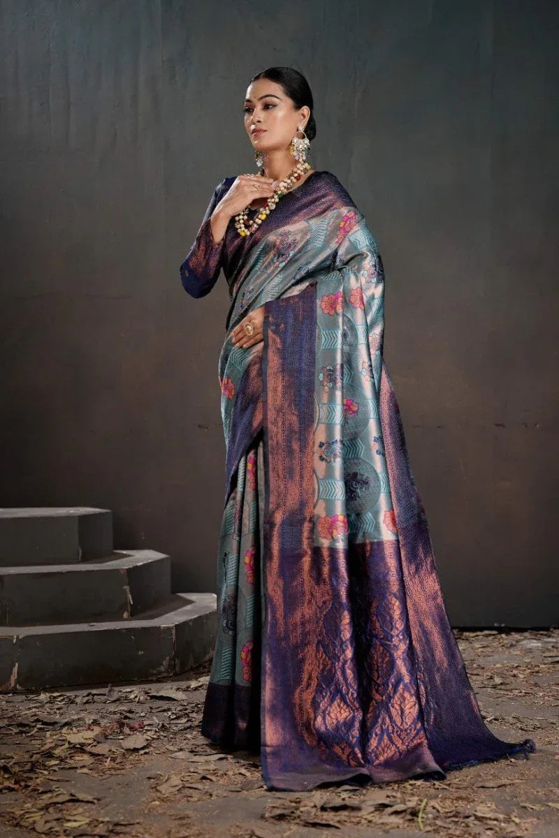 Kanjeevaram Silk Rich Pallue With Contrast Blouse Weaving Silk Saree - EZBER