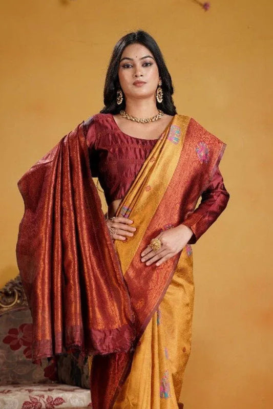 Kanjeevaram Silk Rich Pallue With Contrast Blouse Weaving Silk Saree - EZBER