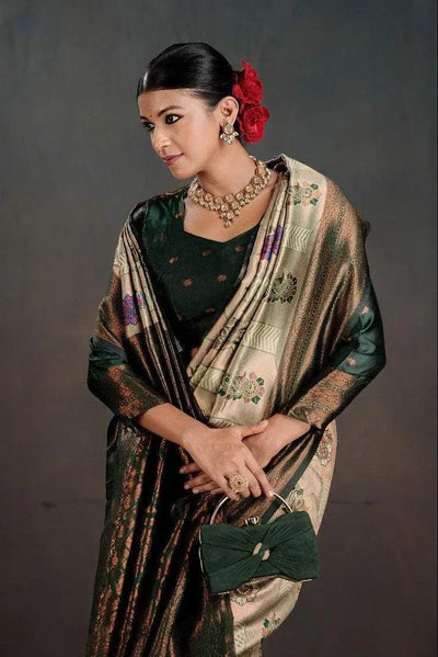 kanjeevaram-silk-rich-pallue-with-contrast-blouse-weaving-silk-saree-4051171 - EZBER