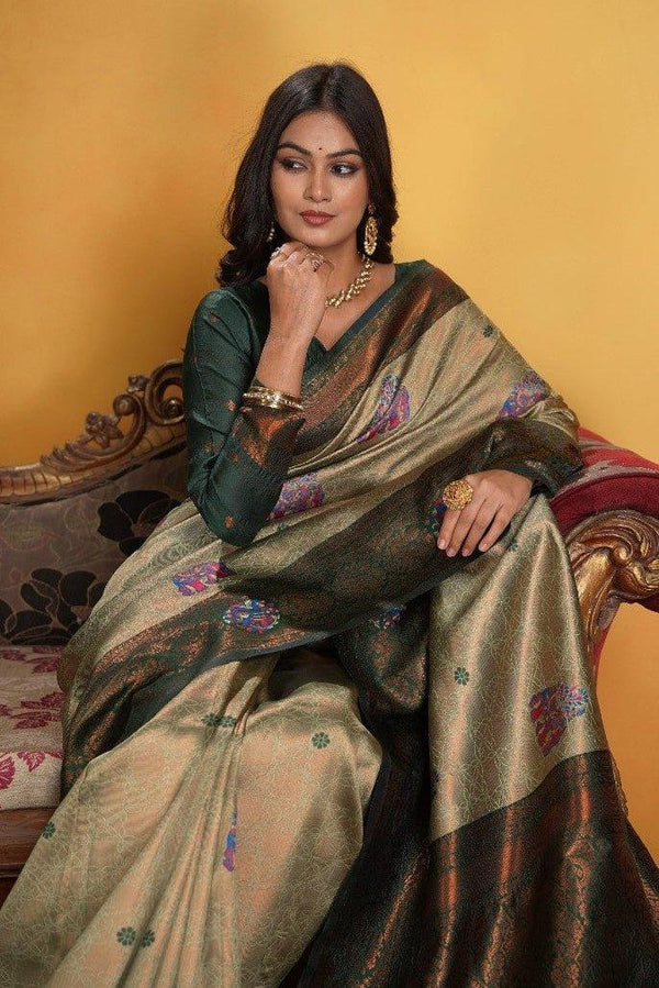 kanjeevaram-silk-rich-pallue-with-contrast-blouse-weaving-silk-saree-42482