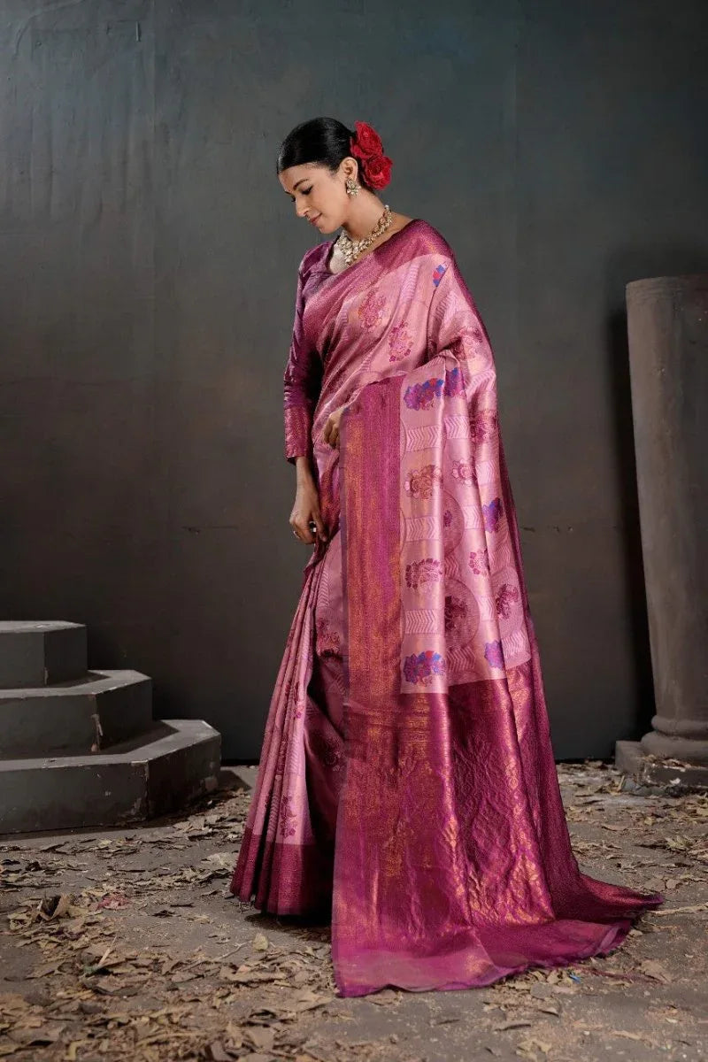 Kanjeevaram Silk Rich Pallue With Contrast Blouse Weaving Silk Saree - EZBER