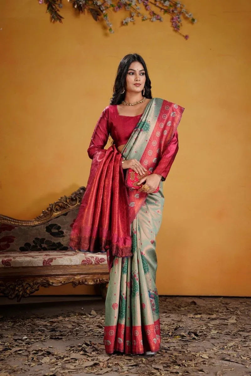 Kanjeevaram Silk Rich Pallue With Contrast Blouse Weaving Silk Saree - EZBER