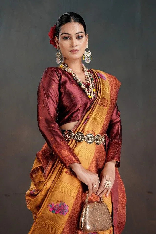 Kanjeevaram Silk Rich Pallue With Contrast Blouse Weaving Silk Saree - EZBER