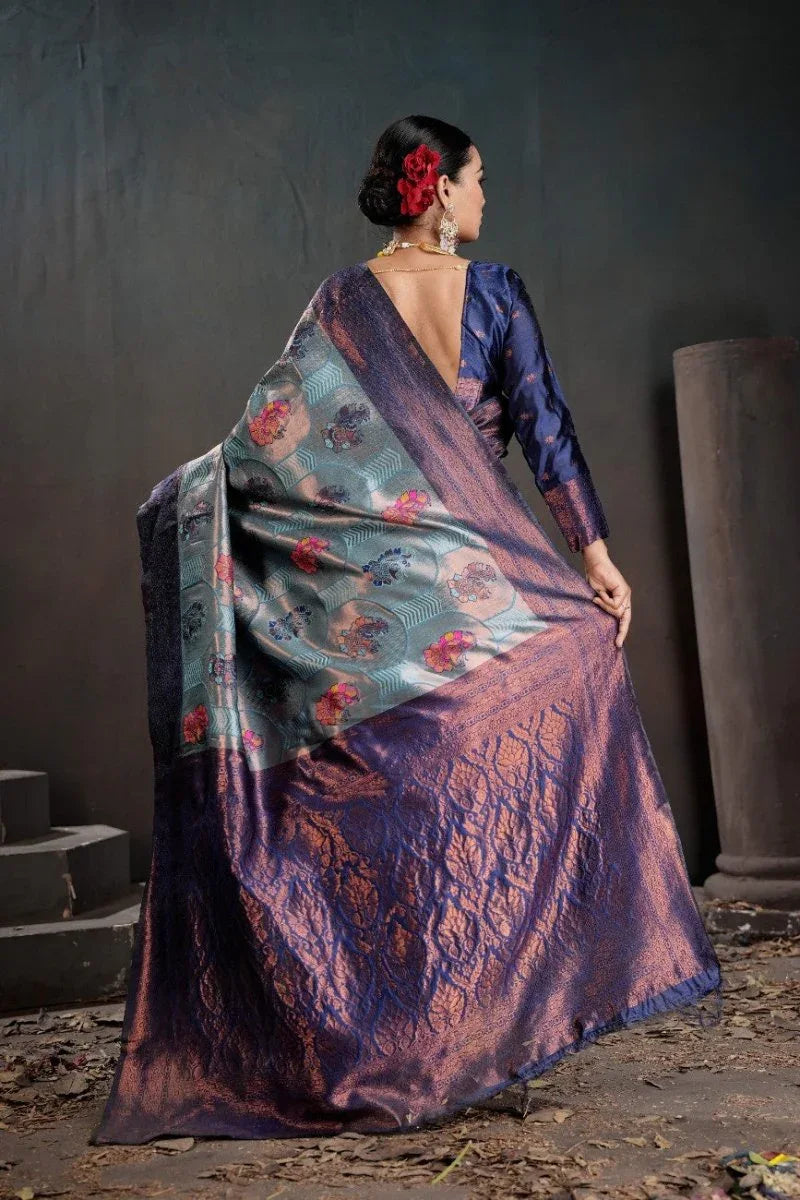 Kanjeevaram Silk Rich Pallue With Contrast Blouse Weaving Silk Saree - EZBER