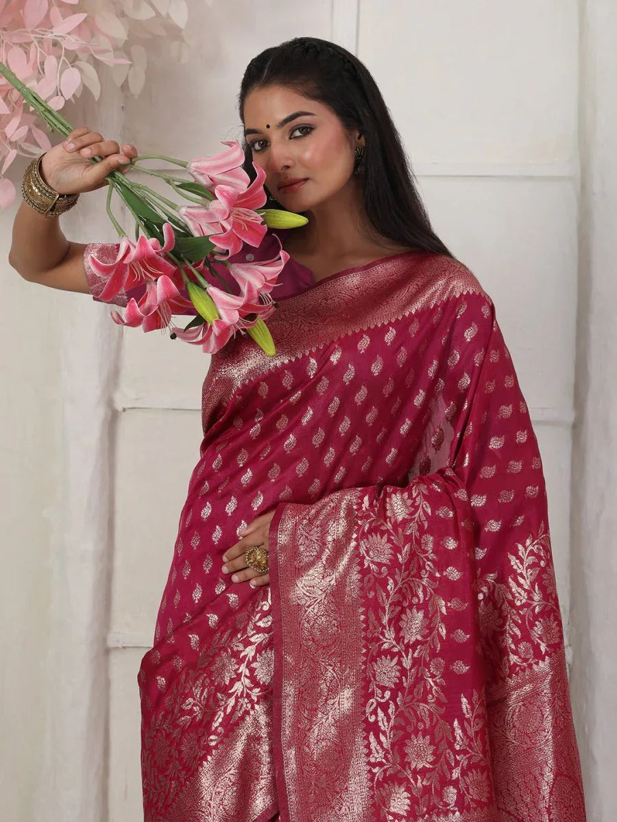 Light Pink Lichi Silk Saree With Blouse Piece - EZBER