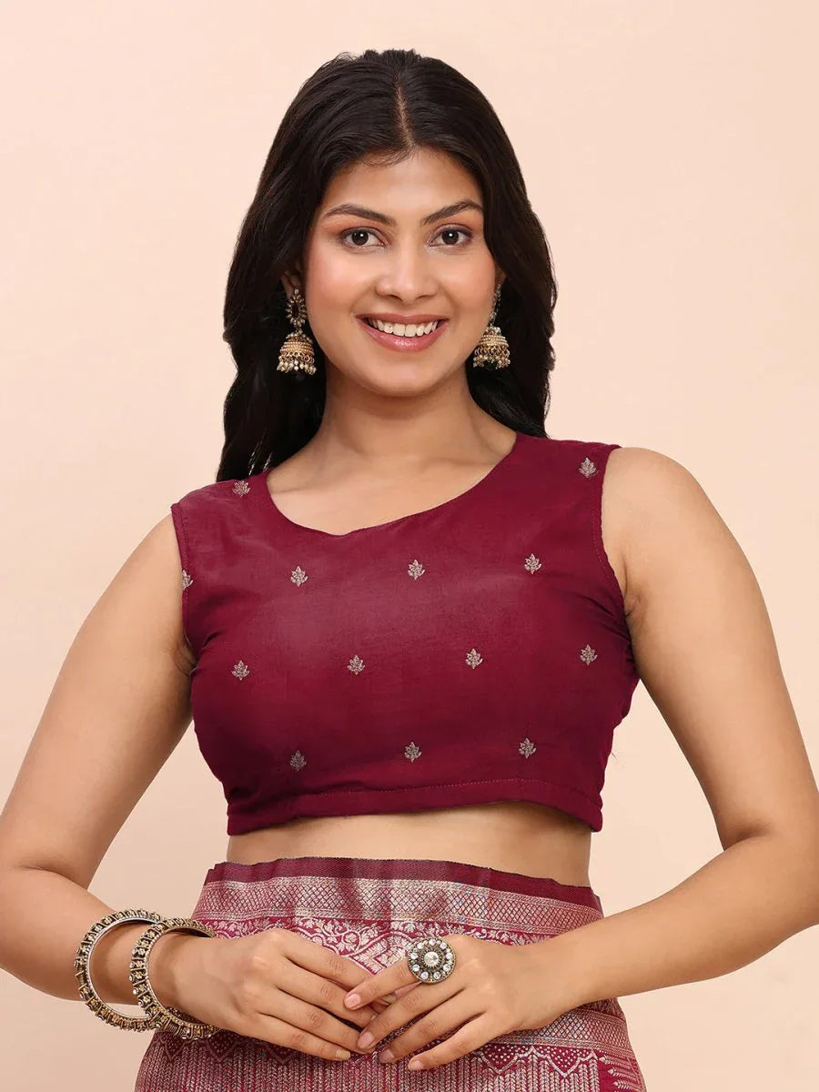 Magenta Banarasi silk Saree With Blouse Piece - EZBER