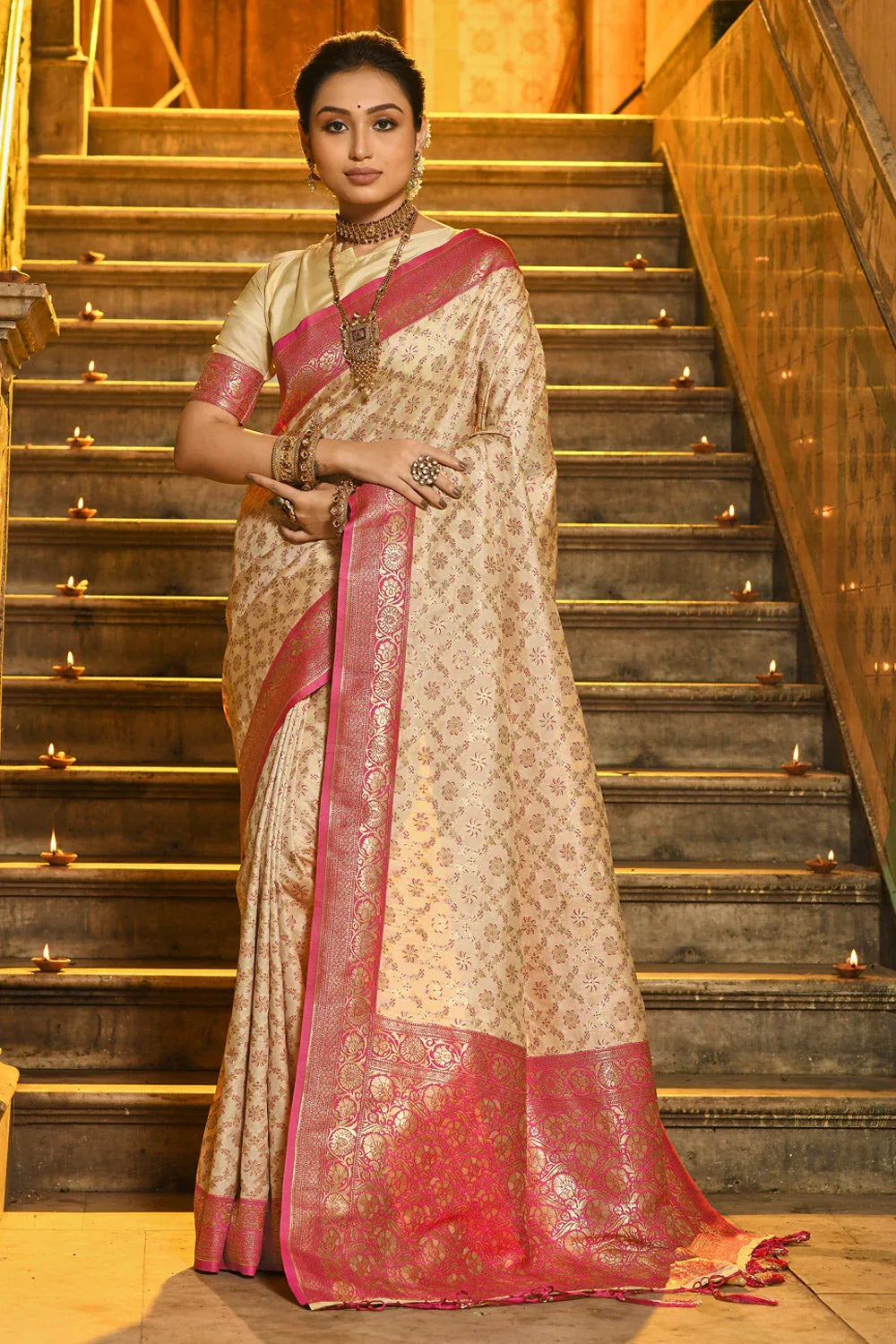 Cream & Pink Banarasi Silk Saree With Blouse Piece - EZBER