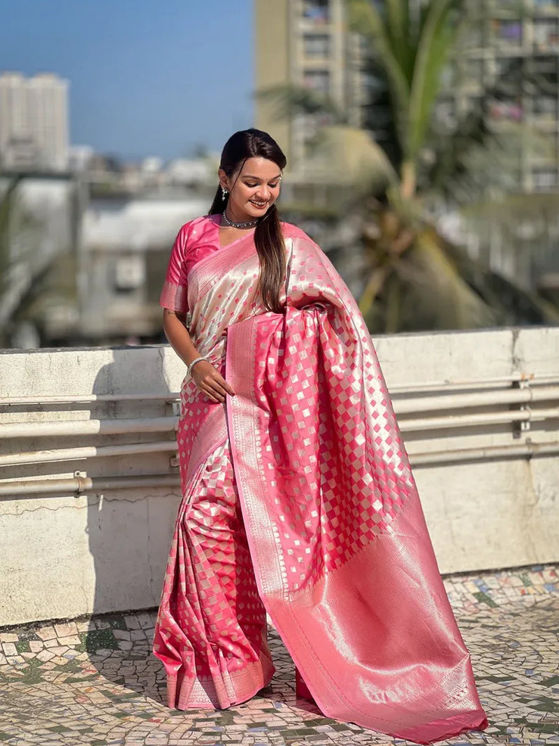 Pink Silk Saree With Blouse Piece - EZBER