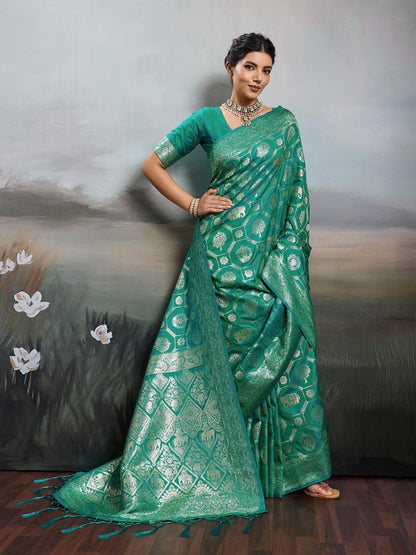Rama Green Silk Blend Handloom Saree | EZB SI04 SURJW2005 - EZBER
