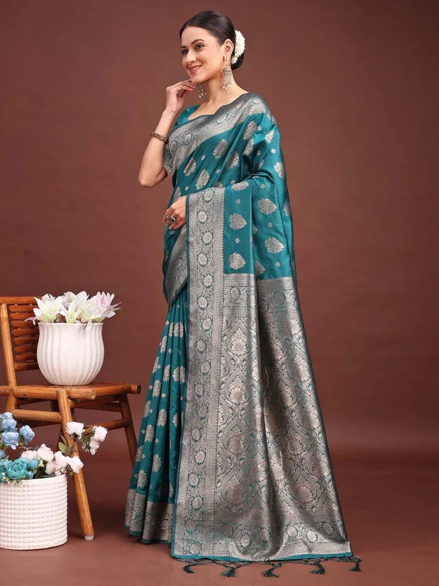 Sea Green Banarasi Silk Saree With Blouse Piece - EZBER
