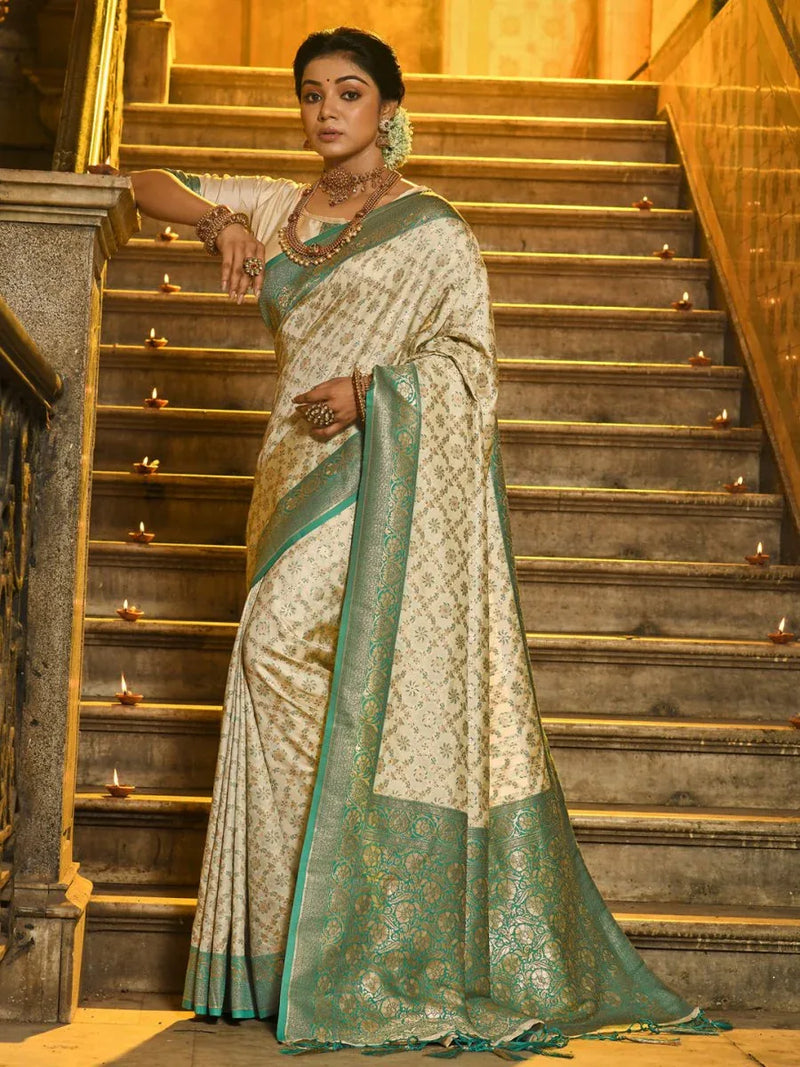 Sea Green Banarasi Silk Saree With Blouse Piece - EZBER