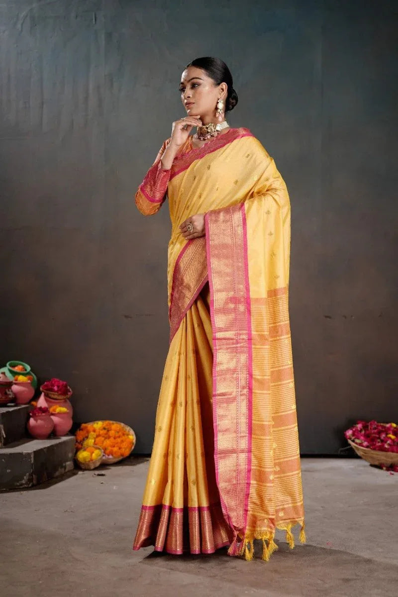 Soft Silk Chitt Pallue With Contrast Blouse Weaving Saree - EZBER