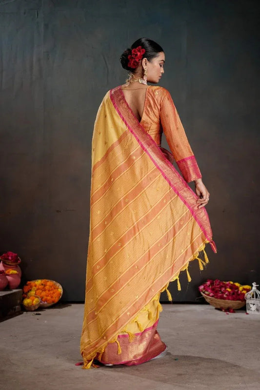 Soft Silk Chitt Pallue With Contrast Blouse Weaving Saree - EZBER