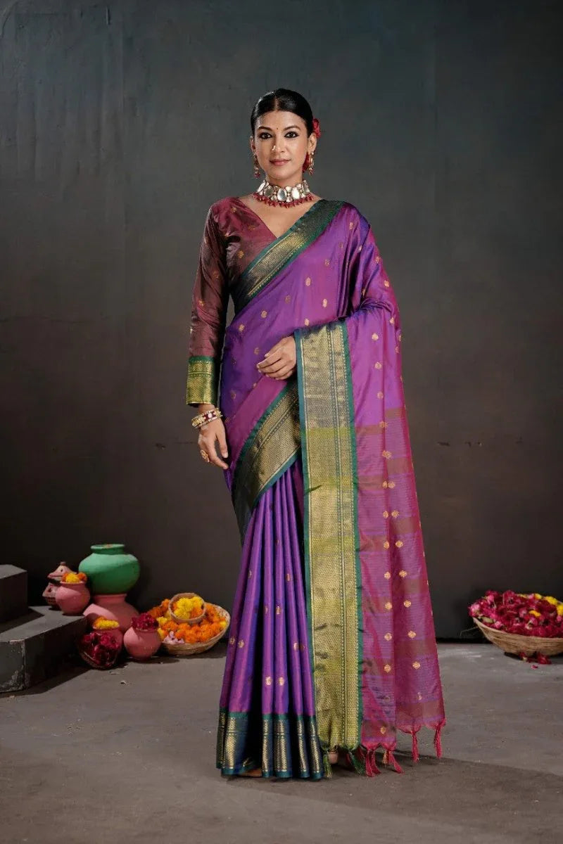 Soft Silk Chitt Pallue With Contrast Blouse Weaving Saree - EZBER