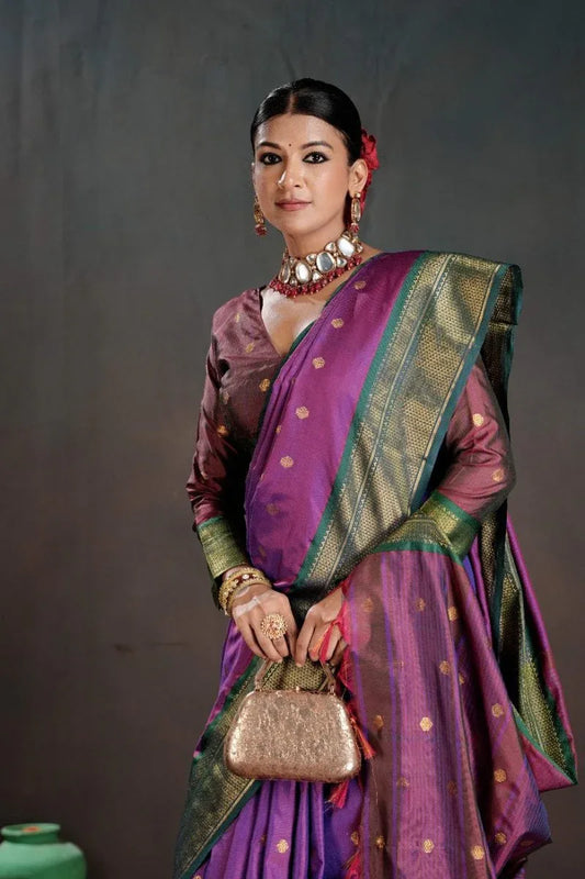 Soft Silk Chitt Pallue With Contrast Blouse Weaving Saree - EZBER