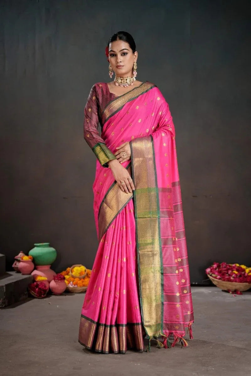 Soft Silk Chitt Pallue With Contrast Blouse Weaving Saree - EZBER