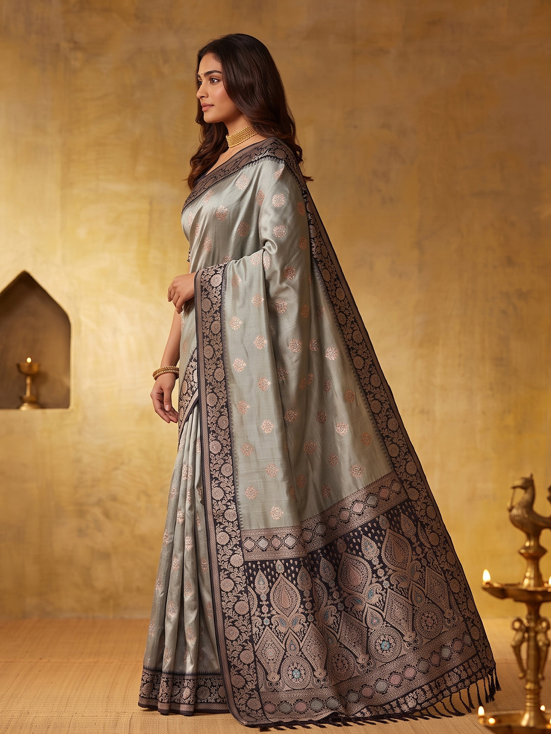 GRAY & DARK GRAY Silk Blend Banarasi Brocade Saree | EZB SI04 SUGEE1006