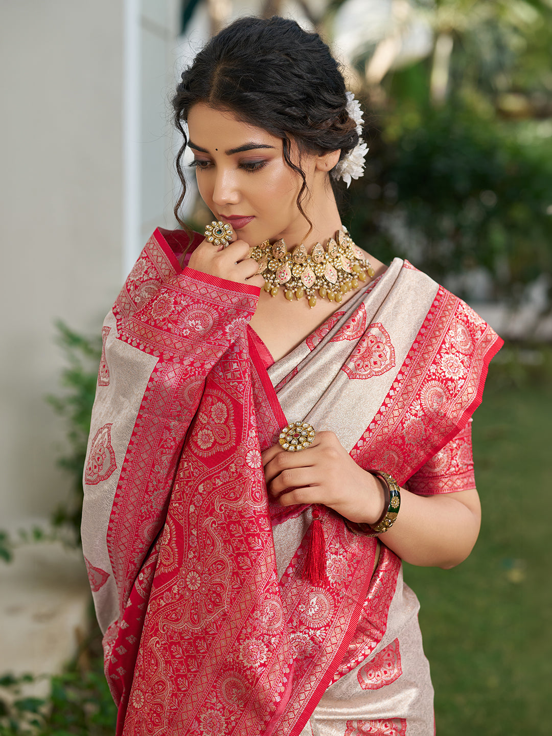 Silk Blend Cream & Red Brocade Saree With Blouse Piece