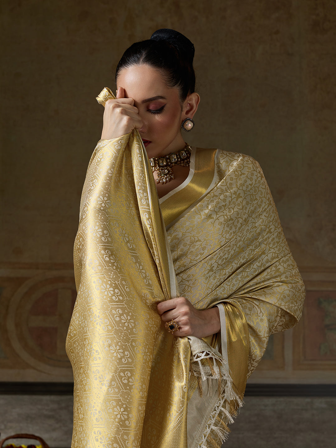 BEIGE & BEIGE Kanchivaram Silk Kanjeevaram Saree | EZB SI04 SUMUS1003