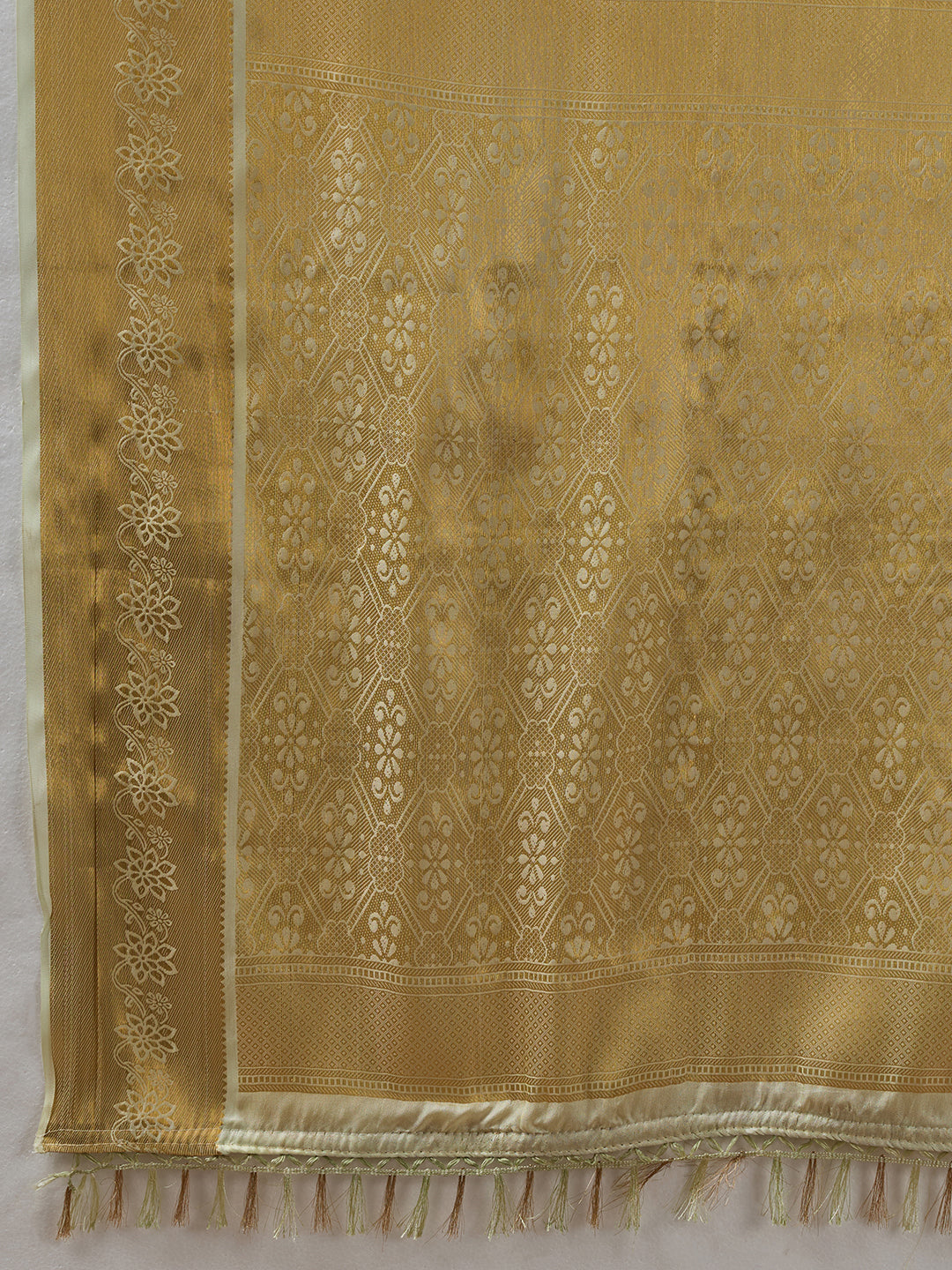 CREAM & CREAM Kanchivaram Silk Kanjeevaram Saree | EZB SI04 SUMUS1005