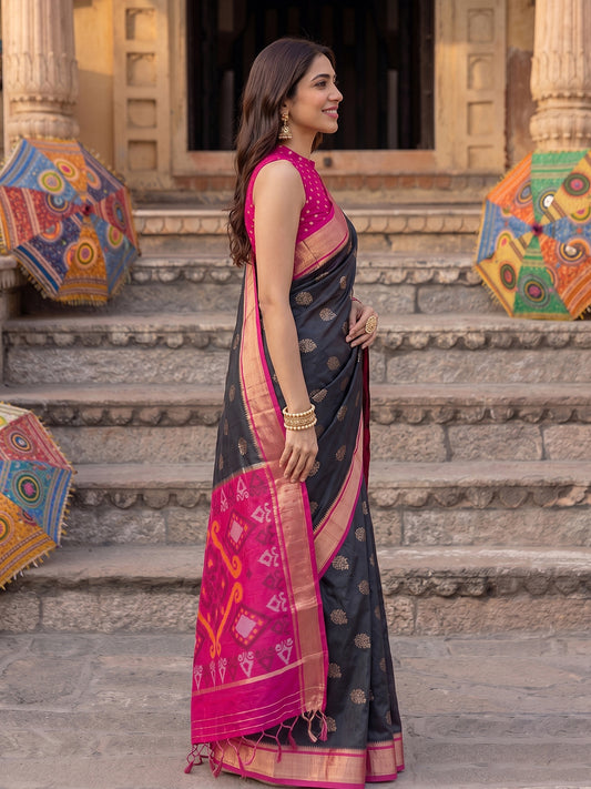 Black Soft Silk Contrast Pallu Saree | EZB SI04 SURIV1001