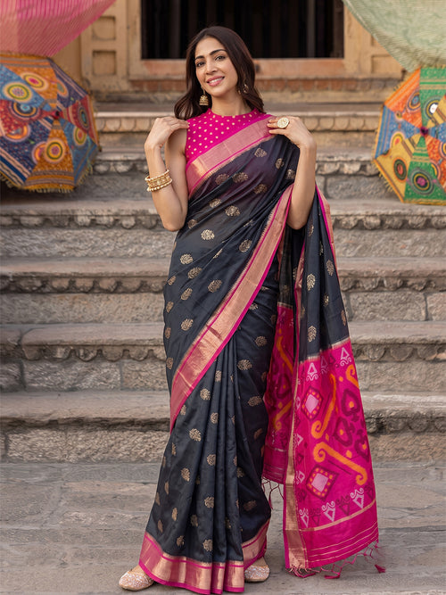 Black Soft Silk Contrast Pallu Saree | EZB SI04 SURIV1001