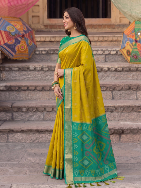 Yellow Soft Silk Contrast Pallu Saree | EZB SI04 SURIV1005