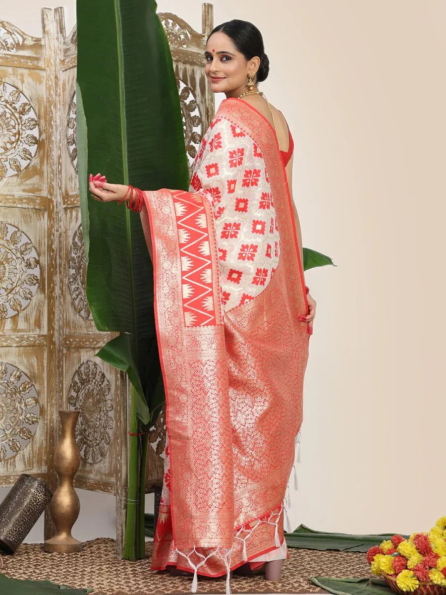 White Linen Cotton Saree With Blouse Piece - EZBER