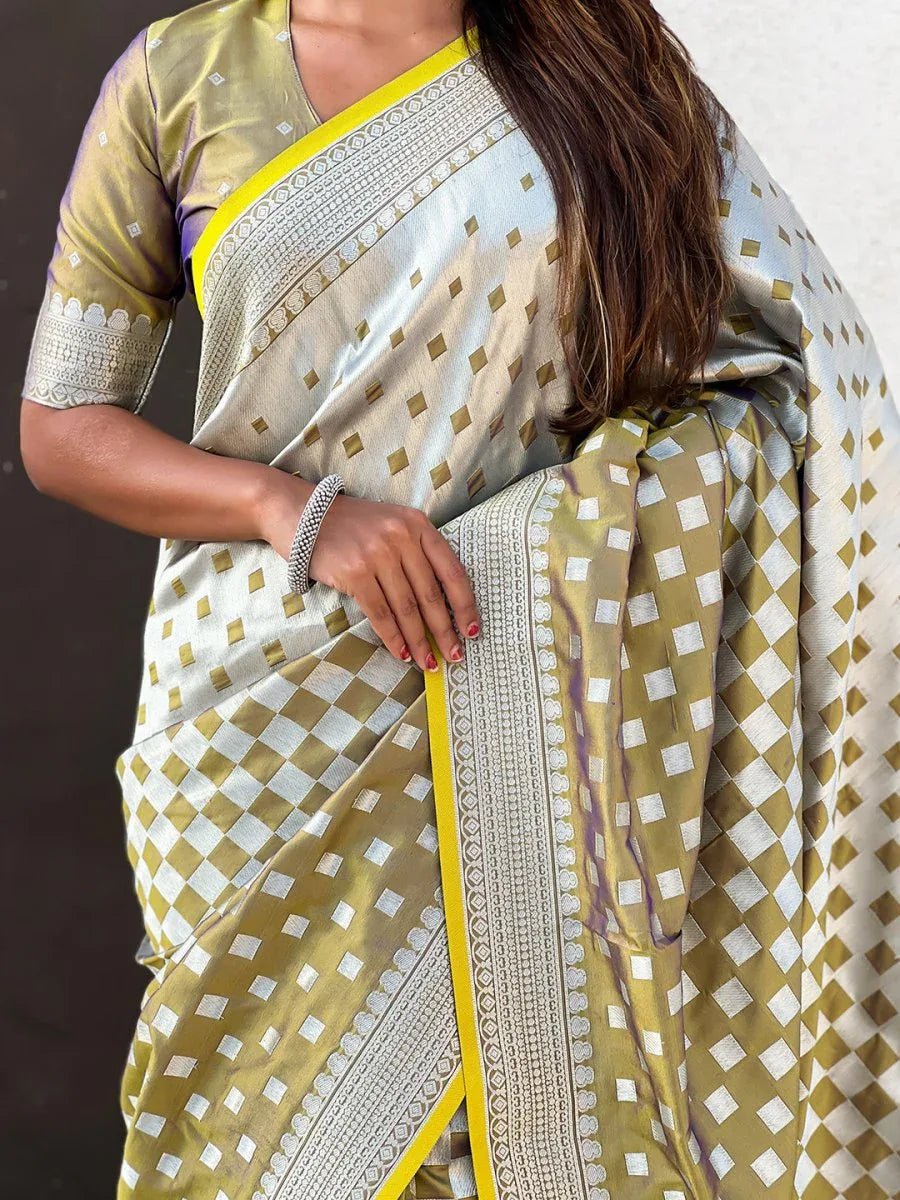 Yellow Silk Saree With Blouse Piece - EZBER