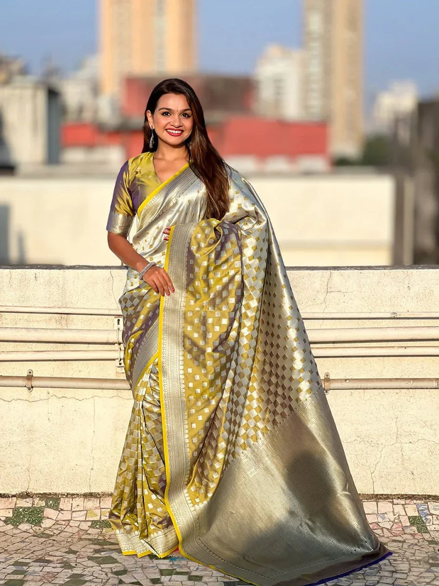 Yellow Silk Saree With Blouse Piece - EZBER
